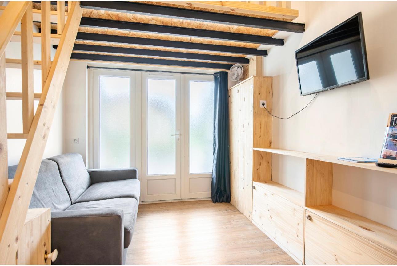 Loft ravissant dans villa agréable Villeneuve-sur-Lot Esterno foto